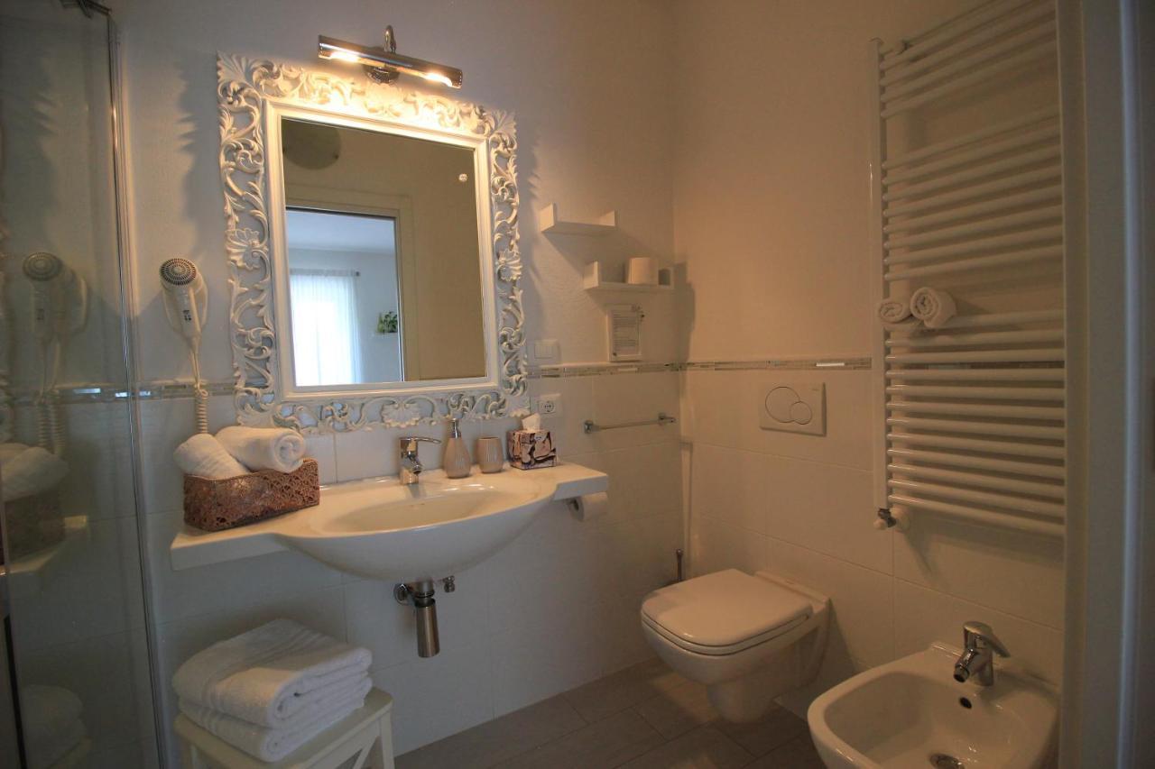 Rooms Il Punto Peschiera del Garda Exterior photo
